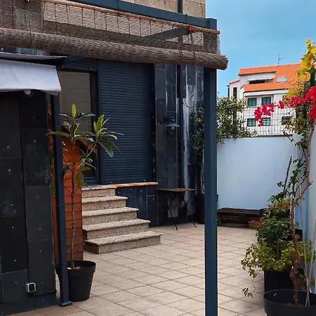 Camino Do Mar 아파트